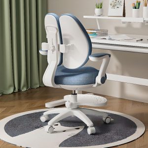 "Classic Computer Desk"